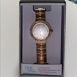 💜Time and Tru Women’s Goldtone Wristwatchw/stones